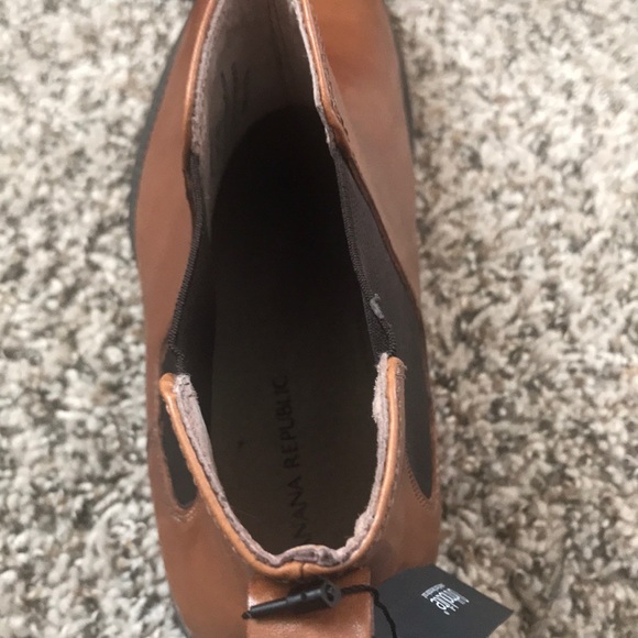 Banana Republic Chelsea boots - Picture 3 of 4